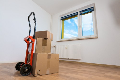 Truck hire suited to flats and homes in Ealing
